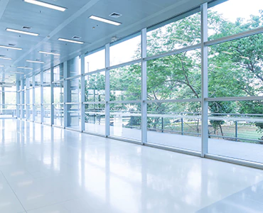 emergency glass repair in Hialeah, FL